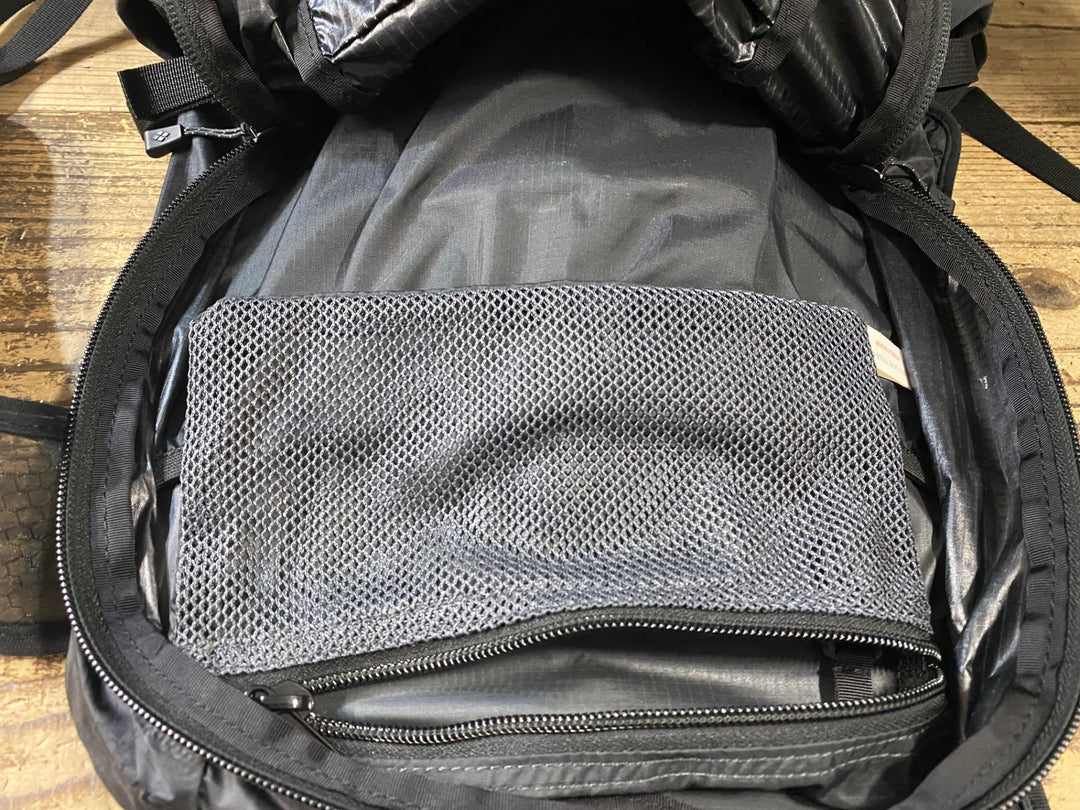 KJ037 モンベル mont-bell CYCOOL PACK 20 リュックサック バックパック 黒 ※擦れ