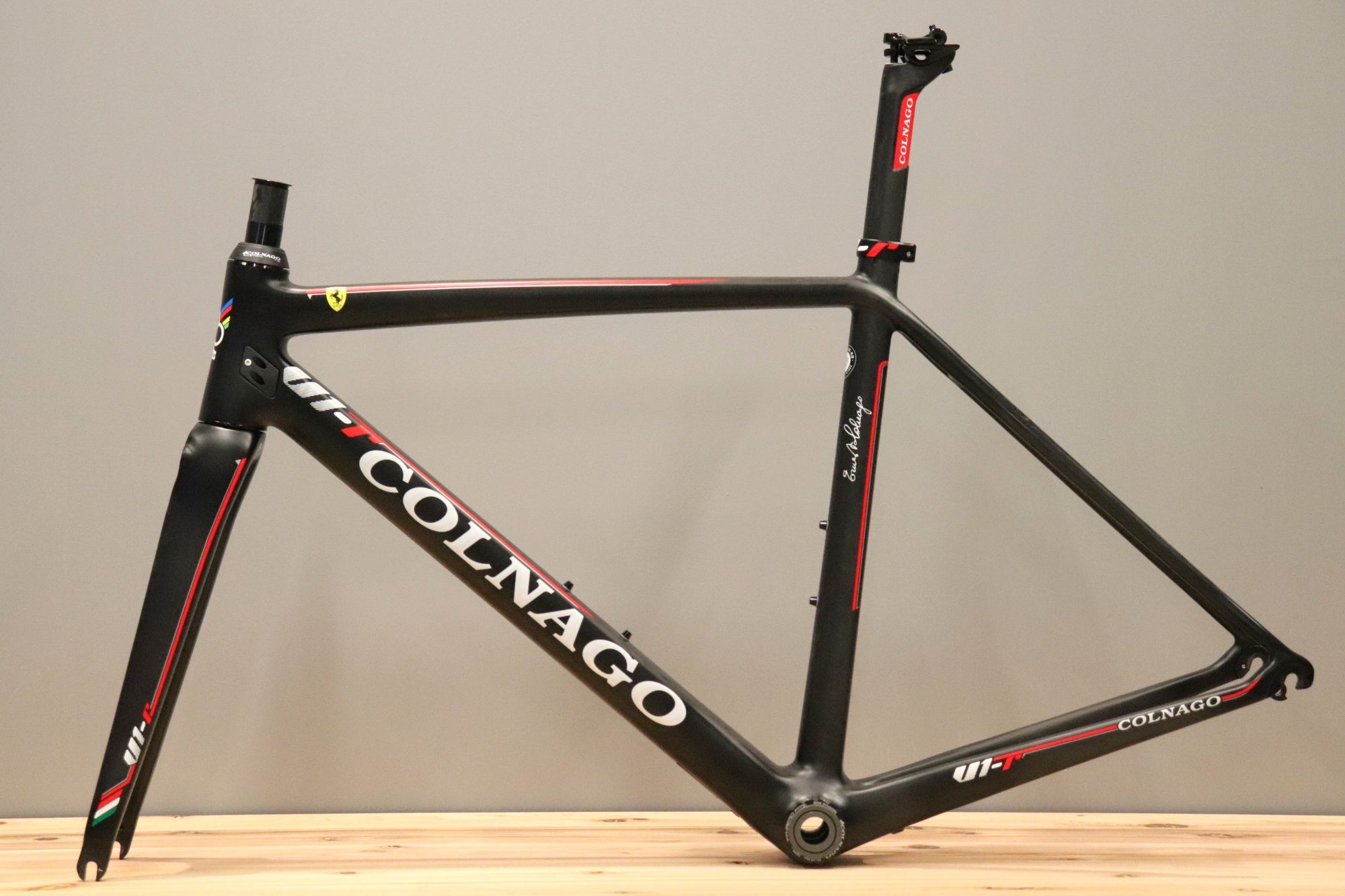 COLNAGO strada sl 2015 フレームセット 480sサイズ COLNAGO 2015 ROADBIKE・ROADRACER STRADA SL Tiagra(コルナゴ