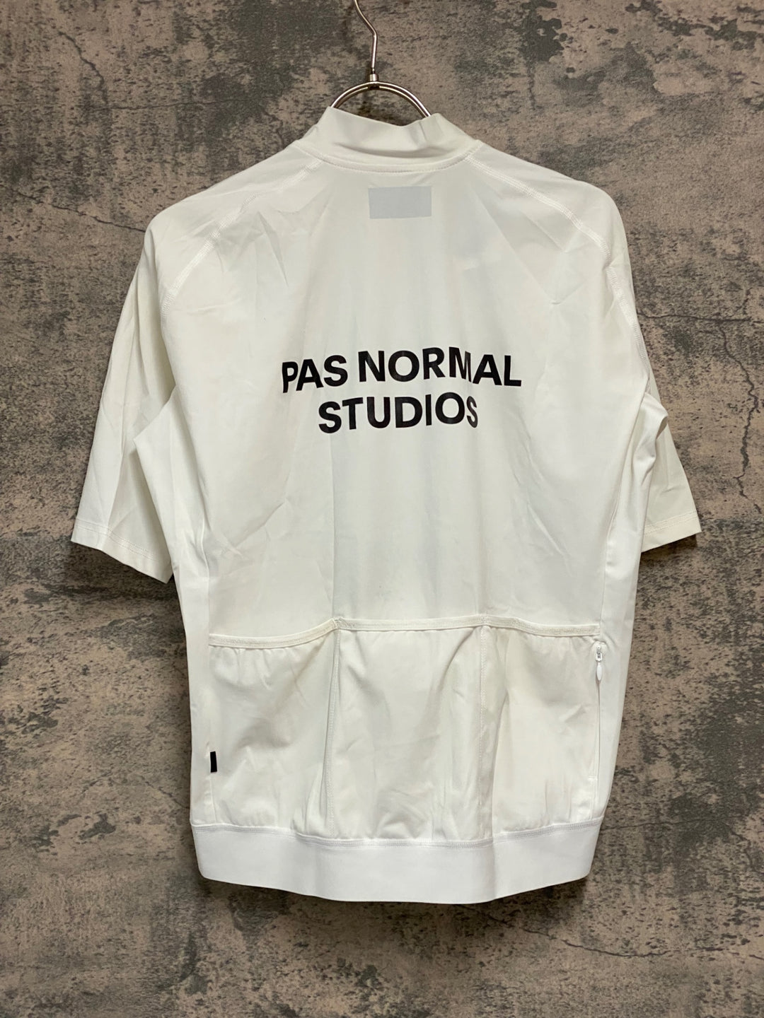 JY676 パスノーマルスタジオ PAS NORMAL STUDIOS 半袖 サイクルジャージ 白 L  ※背中汚れ