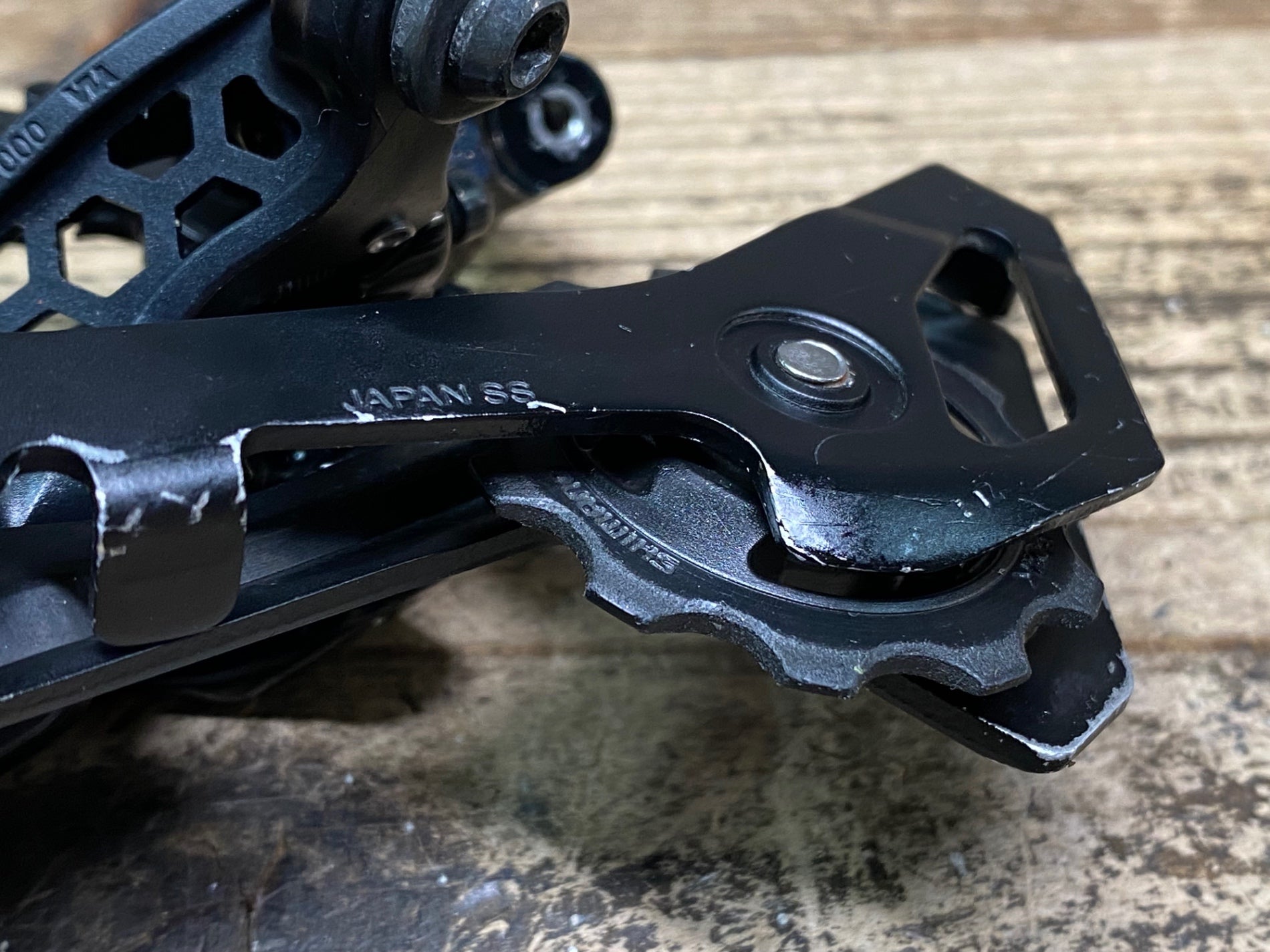 JJ335 シマノ SHIMANO 105 RD-R7000 リアディレイラー 11S SS 黒