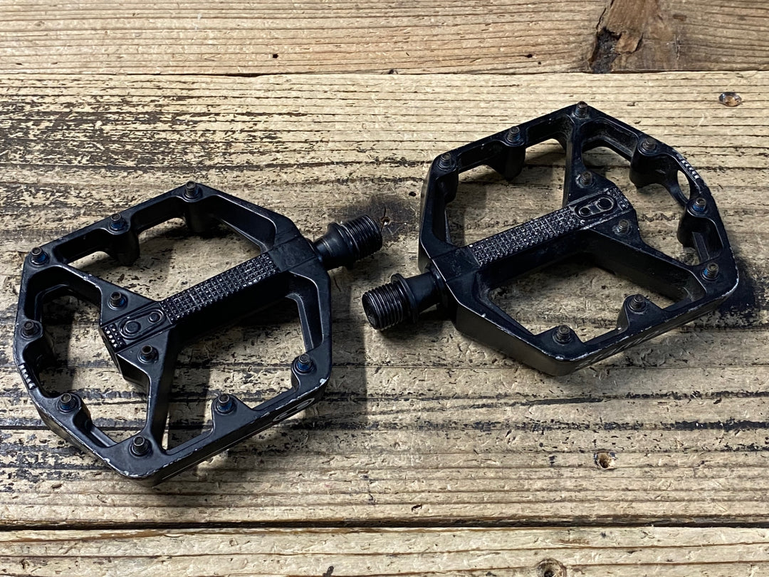JT692 クランクブラザーズ CRANKBROTHERS STAMP 2 フラットペダル