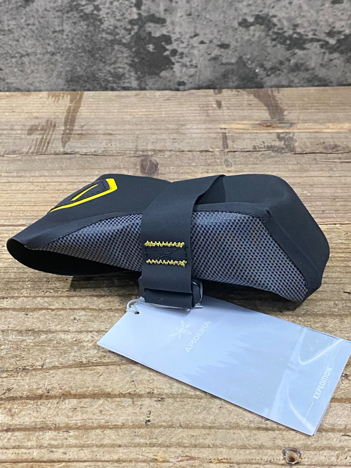 KQ672 アピデュラ APIDURA EXPEDITION トールパック TOOL PACK 0.5L サドルバッグ 0.5L