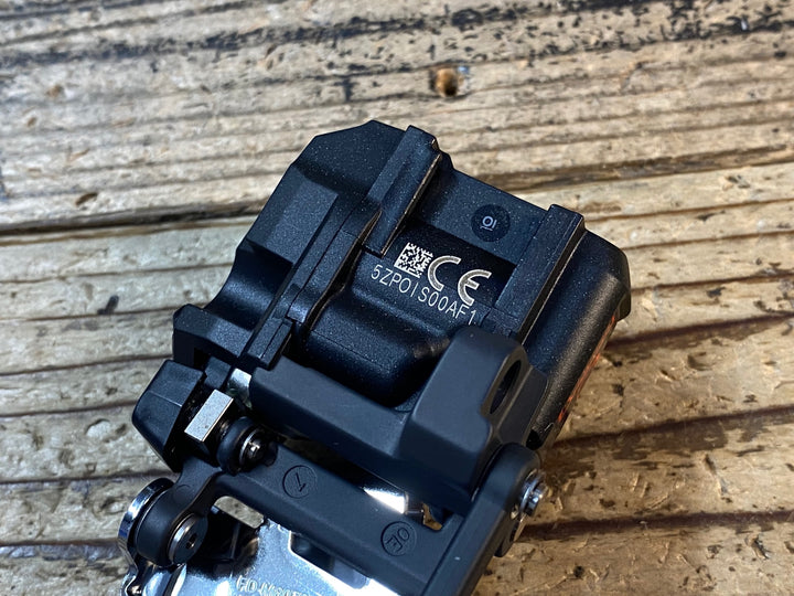 JV649 シマノ SHIMANO デオレ DEORE XT FD-M8070 フロントディレイラー 2s 66°-69° Di2 電動