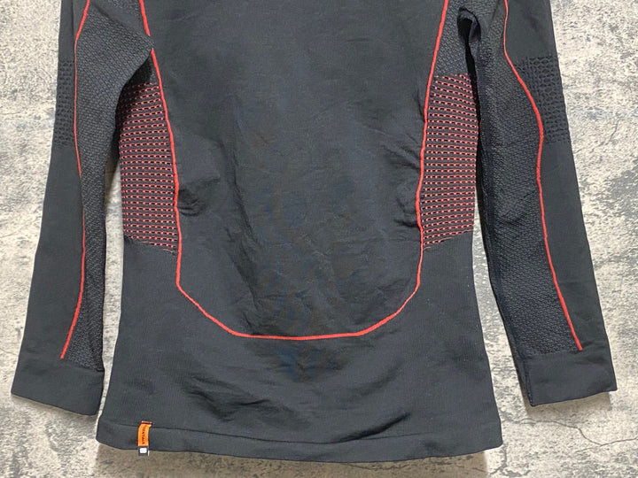 KR442 スポーツフル sportful Essentials 長袖 ベースレイヤー 黒 XL-XXL