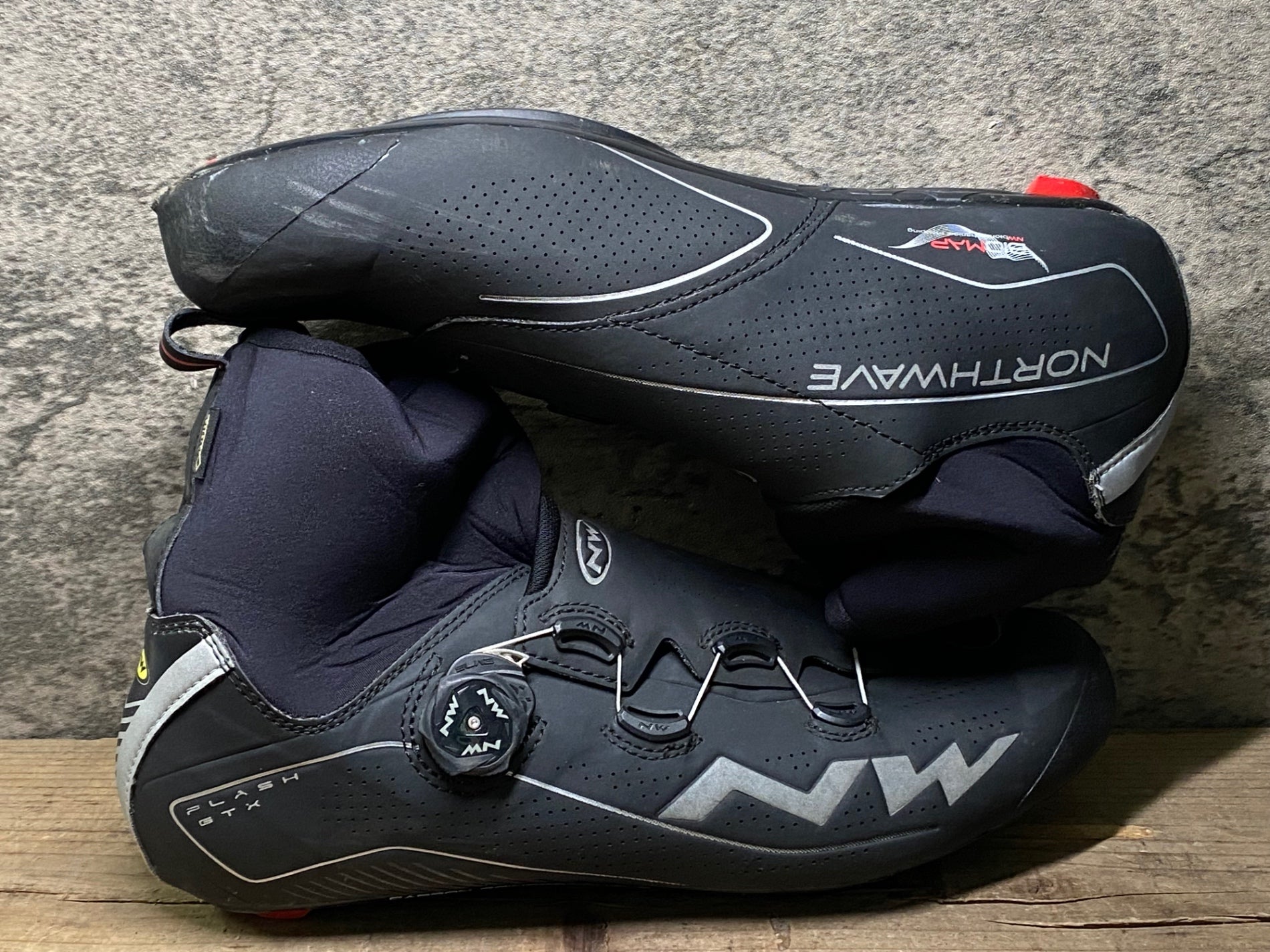 JJ920 ノースウェーブ NORTHWAVE FLASH ARCTIC GTX ビンディング