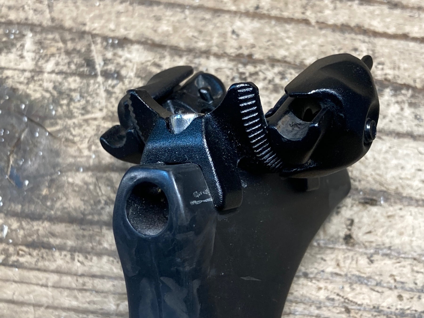 JH409 グスト GUSTO ATTAQUE カーボン シートポスト 410mm Φ27.2 ※傷