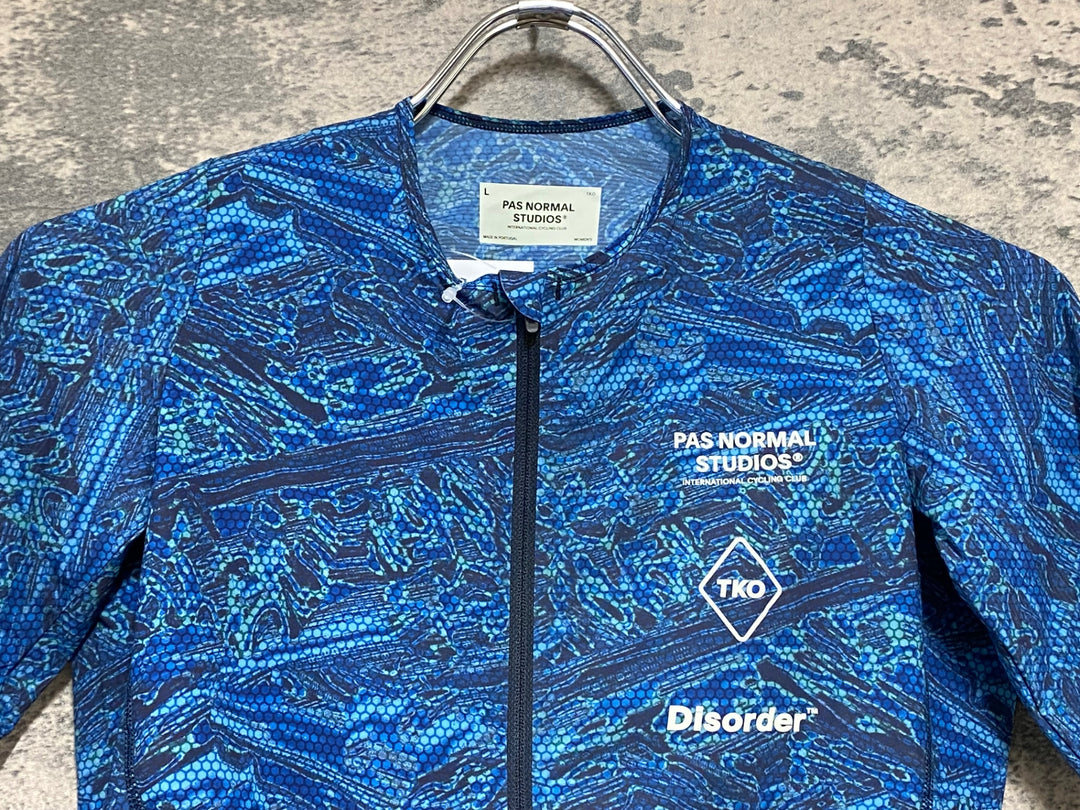 KJ305 パスノーマルスタジオ PAS NORMAL STUDIOS Women's T.K.O. Mechanism Pro Jersey 半袖 サイクルジャージ 青カモ L