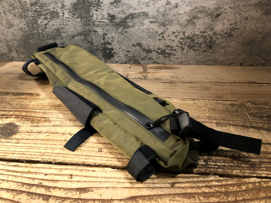 KD142 フェアウェザー FAIRWEATHER トップチューブバッグ 3.5L