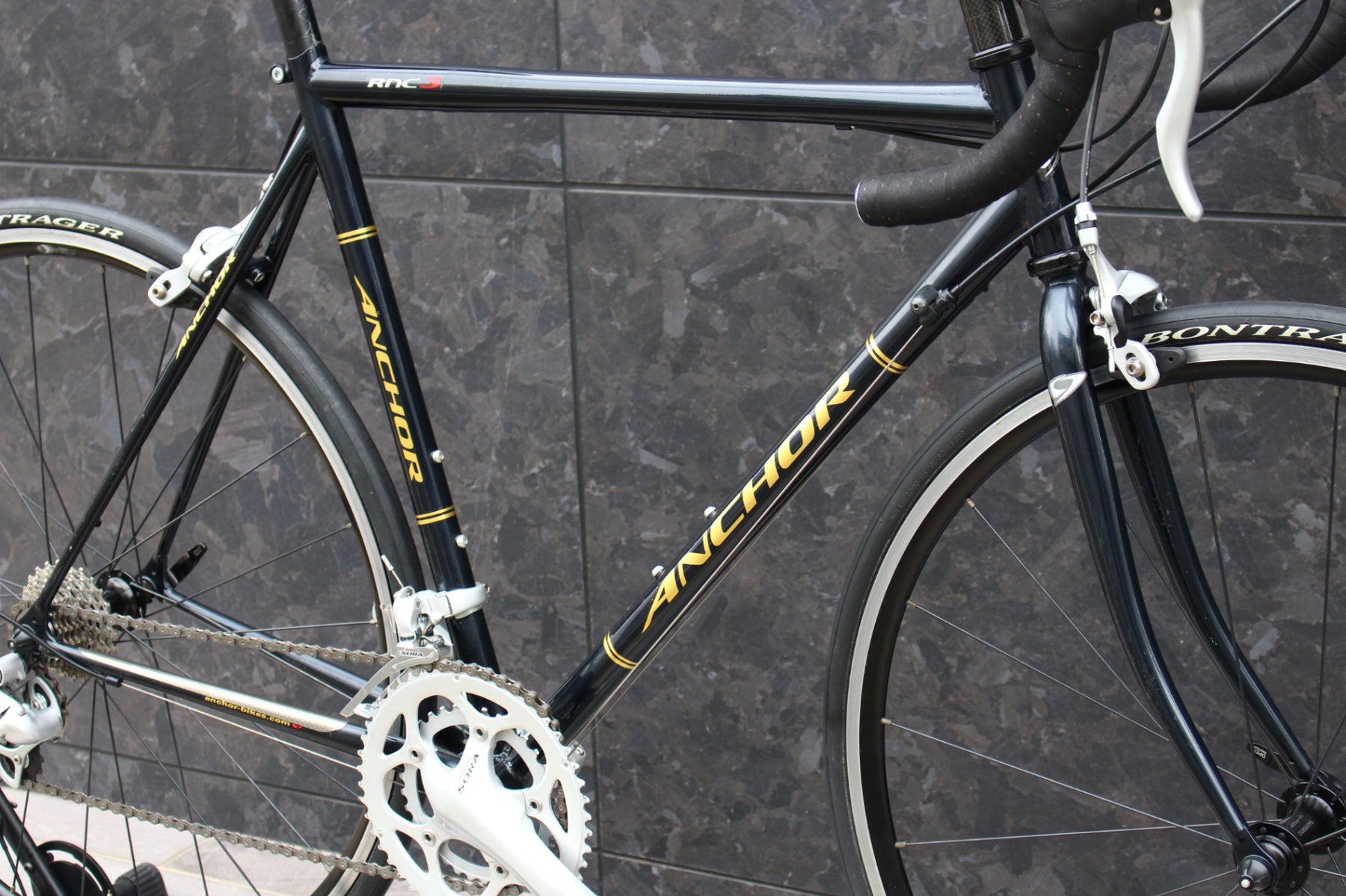 アンカー ANCHOR RNC3 550サイズ シマノ ソラ 9S 3400 クロモリ ロード