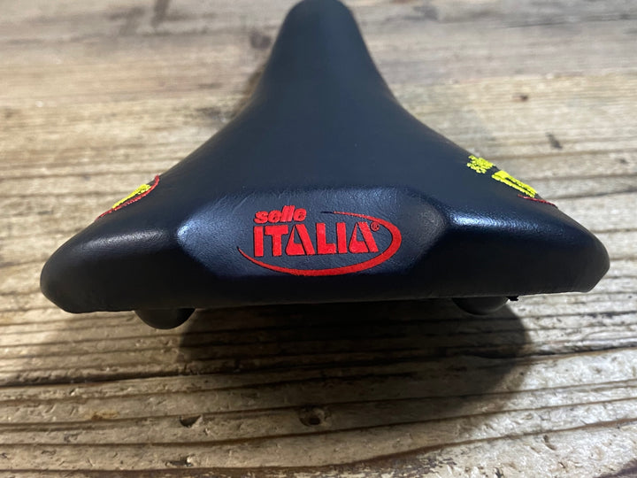KK571 セライタリア selle italia フライト Flite titanium サドル 黒 チタンレール
