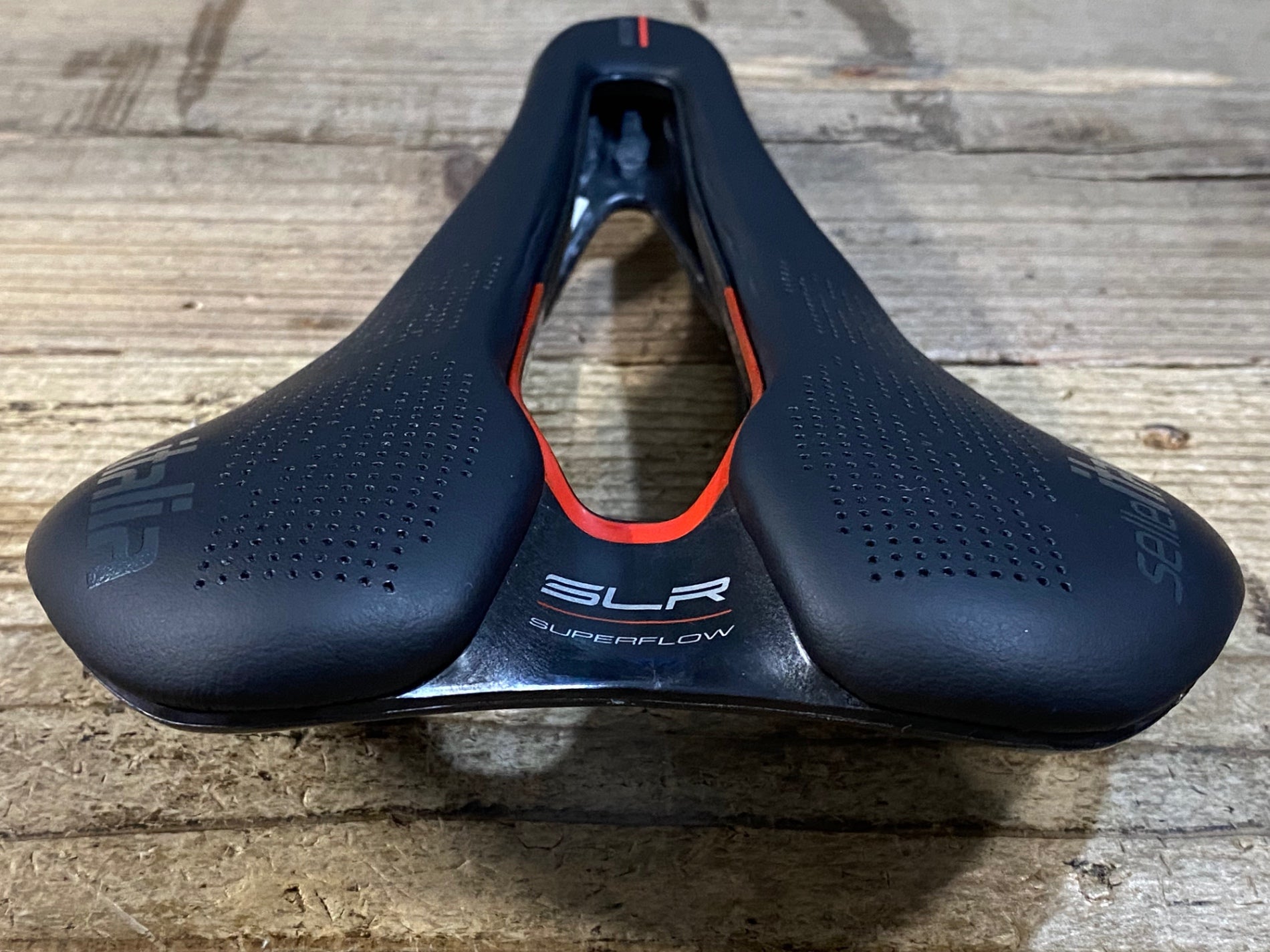 KD155 セライタリア selle italia SLR BOOST KIT CARBONIO SUPERFLOW