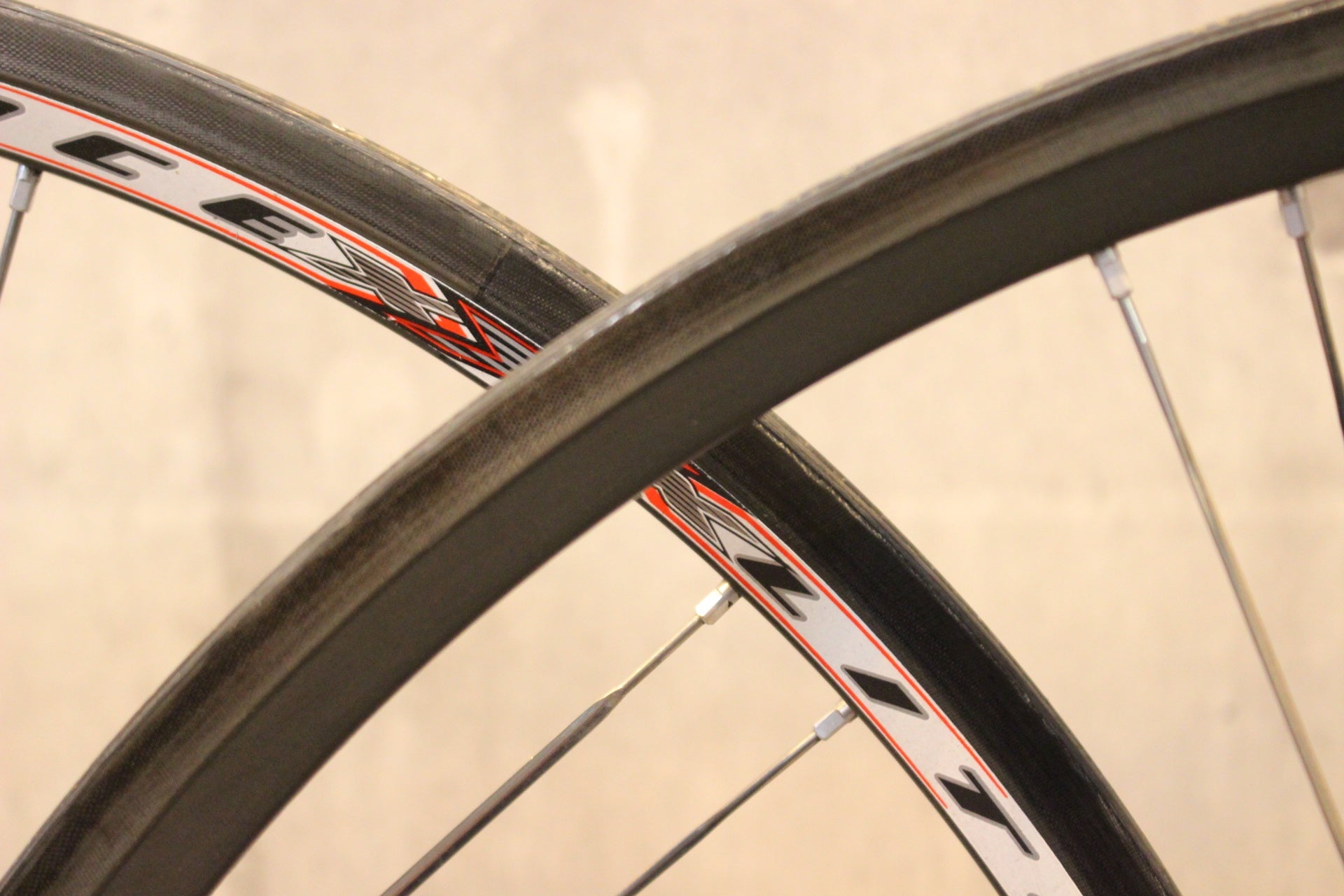 ボントレガー BONTRAGER RACEXXX LITE カーボン チューブラー ホイール
