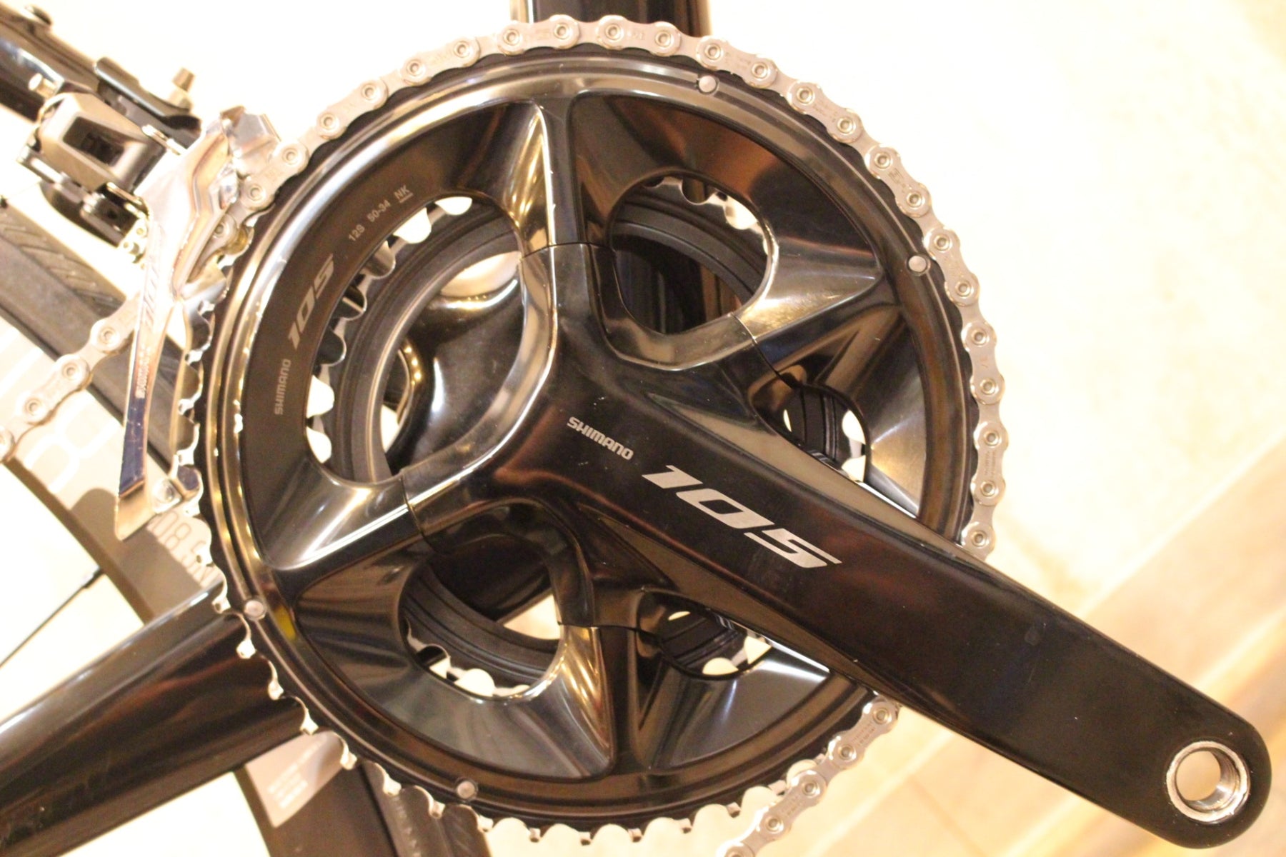 【直接取引のみ】キャノンデール R700 CAAD7 シマノ105 直接取引のみ】キャノンデール R700 CAAD7 シマノ105 Supersix EVO