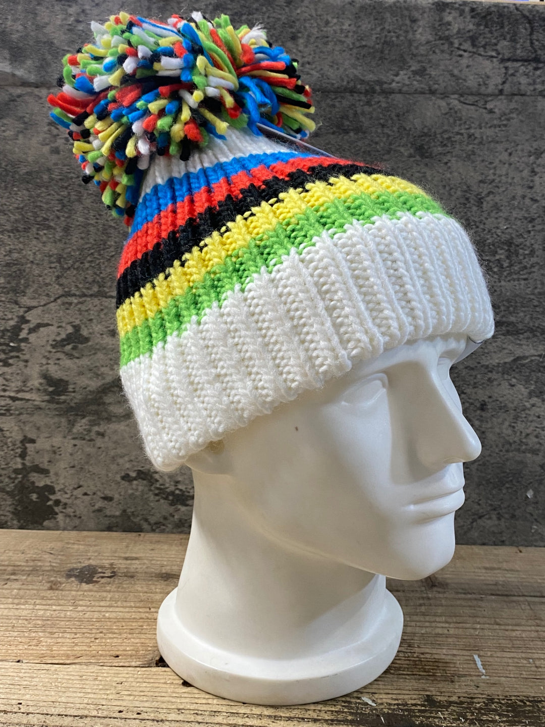 KB365 UCI BIG BOBBLE HATS サイクルキャップ ニット帽 ワンサイズ