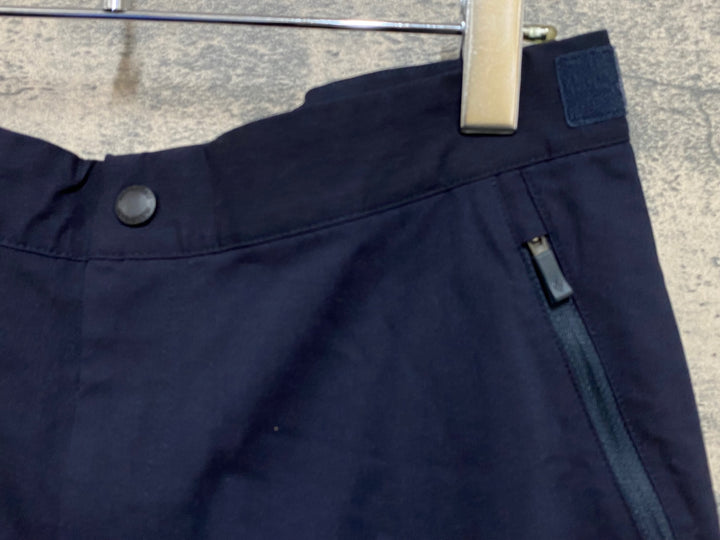 JR122 モンベル mont-bell ハーフパンツ 黒 M