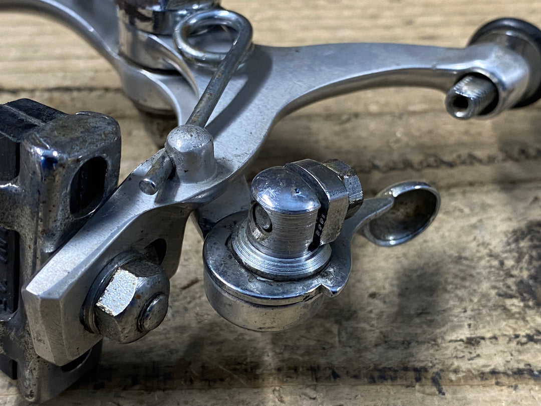JV006 カンパニョーロ CAMPAGNOLO ヌーボレコード NUOVO RECORD キャリパーブレーキ ※フロントブレーキのアジャスターボルト欠品