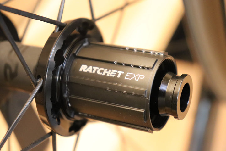 ボントレガー BONTRAGER アイオロス AEOLUS RSL 37 TLR カーボン チューブレスレディ ホイールセット シマノ12S/11S 【芦屋店】