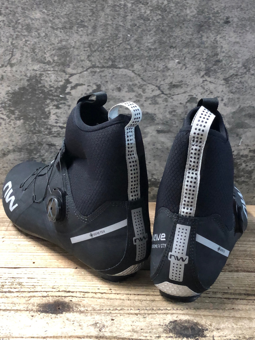 JZ745 ノースウェーブ NORTHWAVE Extreme R GTX ビンディングシューズ 3穴 EU41 GORE-TEX
