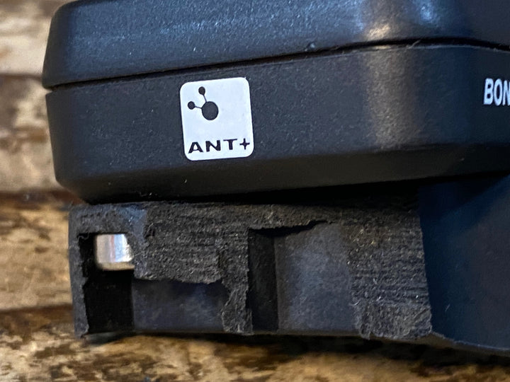 JW744 ボントレガー BONTRAGER TRANSMITR REMOTE 起動確認済 ※マウント削れ、割れ
