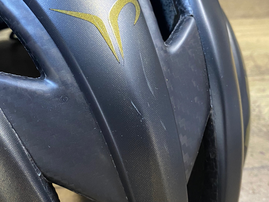 KL382 メット MET M146 TRENTA 3K CARBON ヘルメット 黒 M 56-58cm POGACAR 2024/9製造