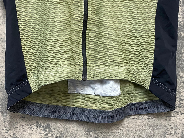 KR588 カフェドシクリステ Cafe du Cycliste CHRISTELLE Man 半袖 サイクルジャージ カーキ L