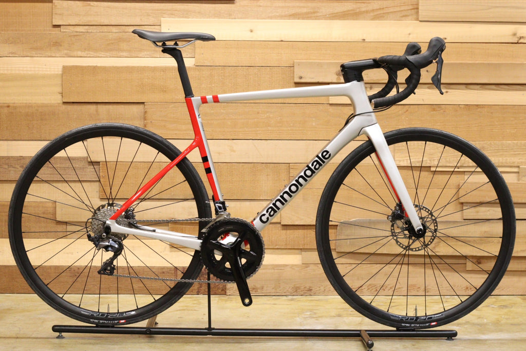 キャノンデール CANNONDALE スーパーシックスエヴォ SUPERSIX EVO 2022