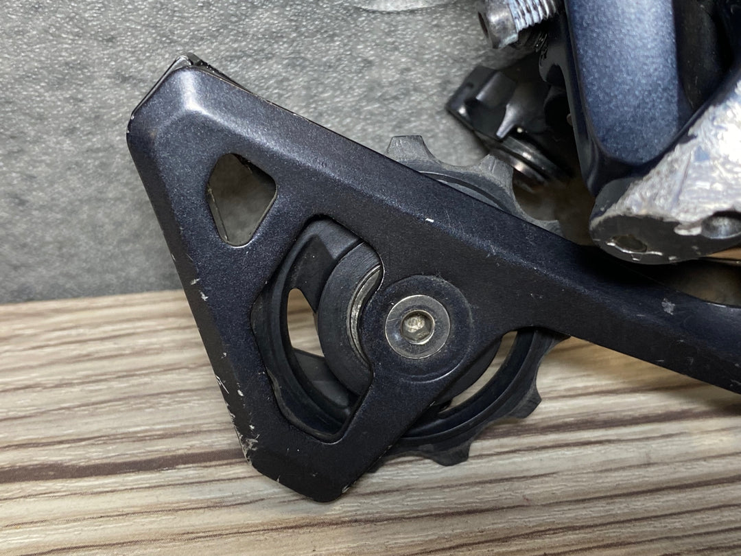 JJ096 シマノ SHIMANO アルテグラ ULTEGRA RD-R8000 リアディレイラー ※固定ボルト欠品