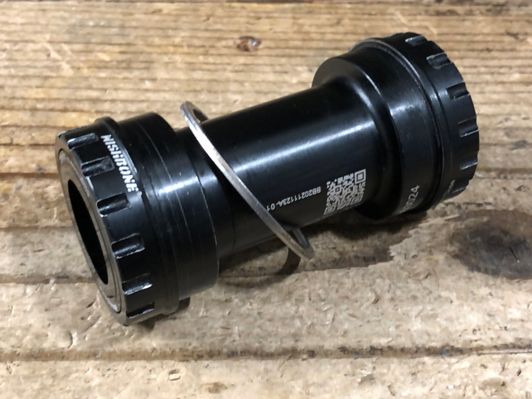KI444 ウィッシュボーン WISHBONE BB3024 Ceramic ボトムブラケット
