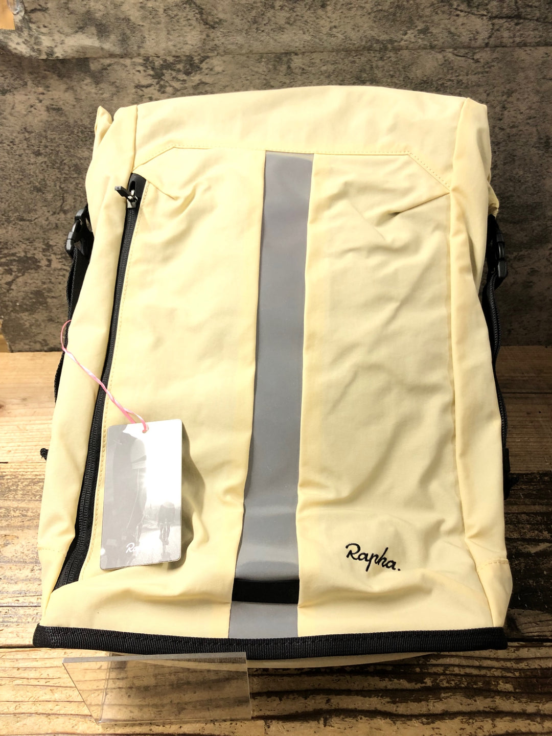 JZ627 ラファ Rapha BACKPACK 20L リュック バックパック SND