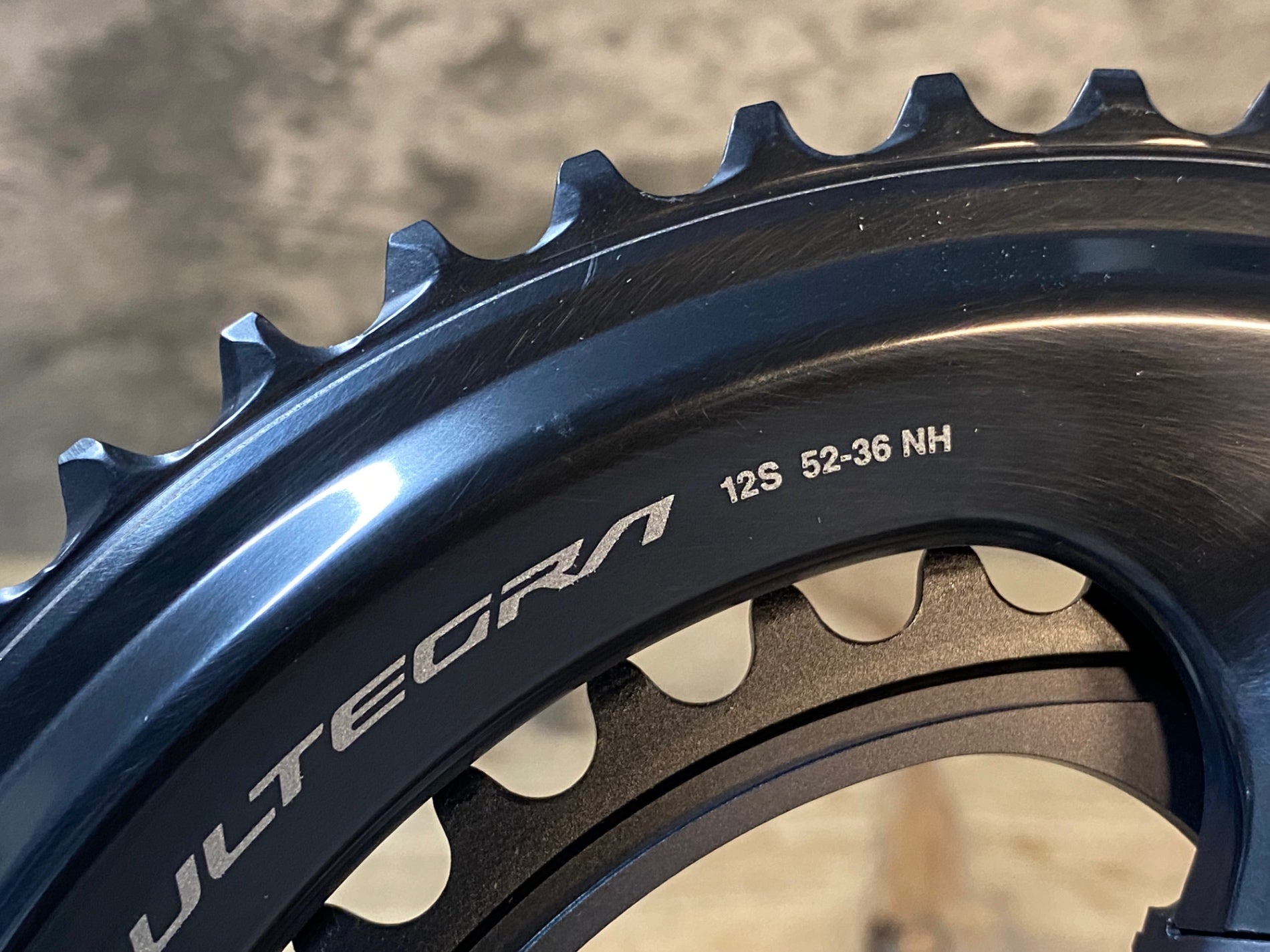 JO759 シマノ SHIMANO アルテグラ ULTEGRA FC-R8100 クランクセット 52