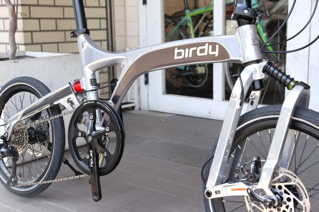 バーディー BIRDY スタンダード STANDARD Aurora Silver 2024モデル シマノ ソラ R3000 MIX 9S アルミ 折り畳み 小径車 ミニベロ 【横浜店】