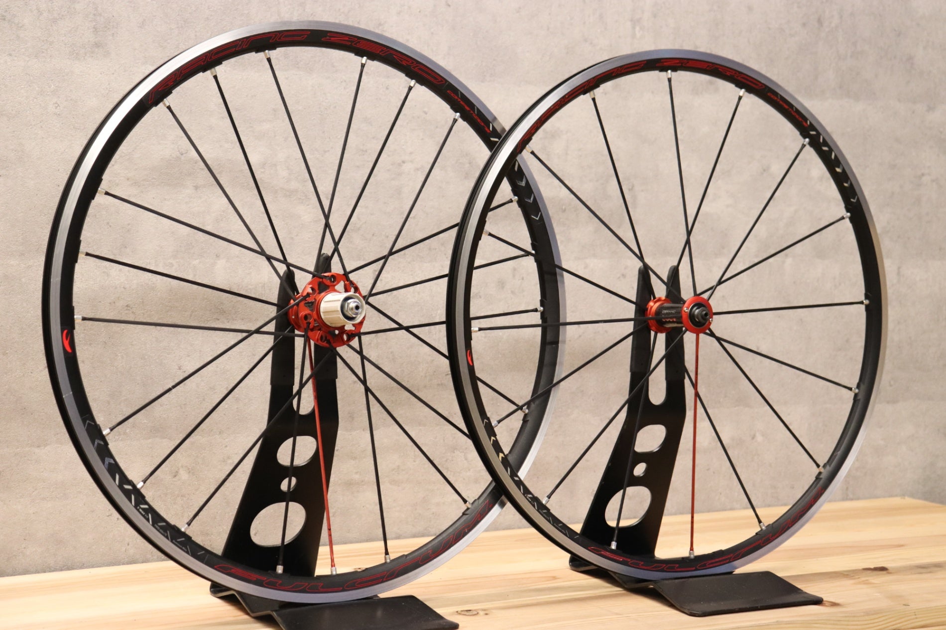 フルクラム FULCRUM レーシングゼロ コンペティツィオーネ RACING ZERO