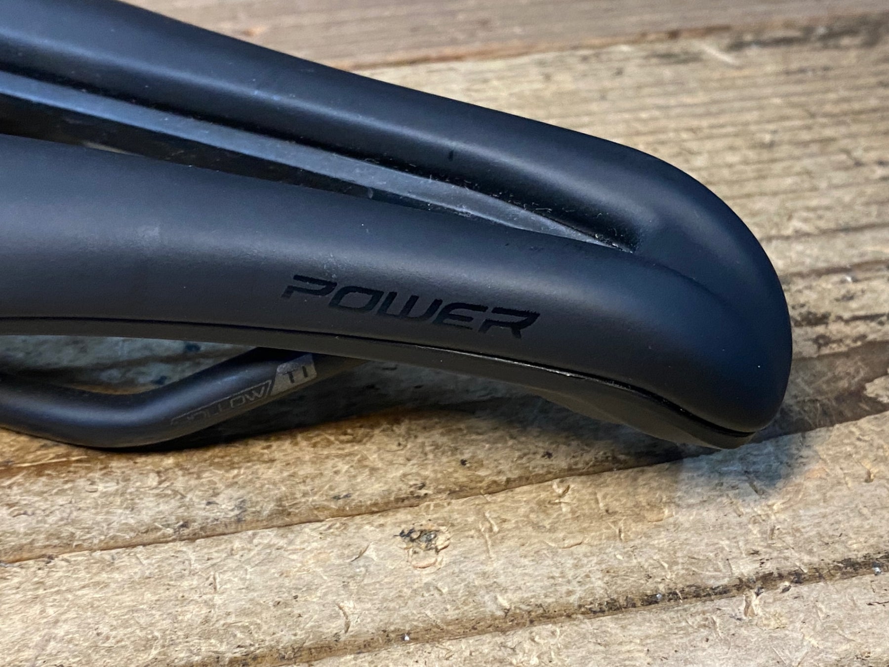 Specialized POWER サドル Hollow Tiレール 143mm JQ820 スペシャライズド SPECIALIZED POWER サドル 黒 143mm HOLLOW Ti