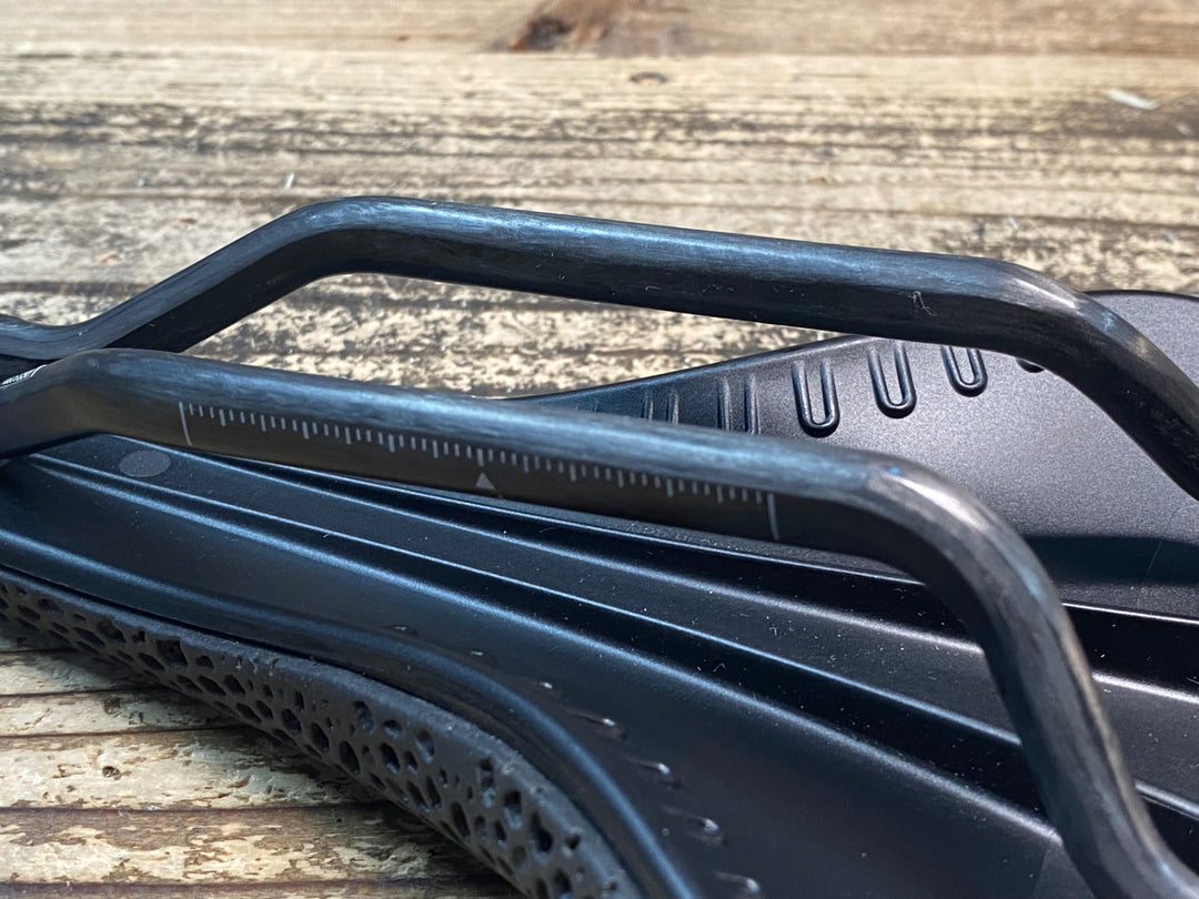 JG748 フィジーク fizik アンタレス ANTARES VERSUS EVO ADAPTIVE サドル 黒 カーボンレール 139mm