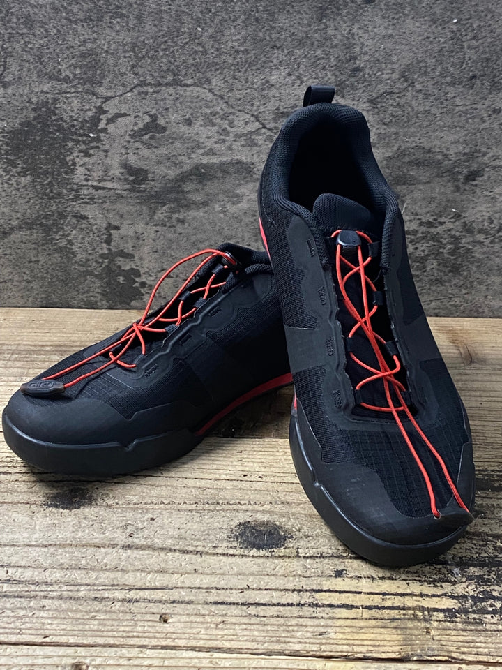 KK522 ジロ GIRO TRACKER FASTLACE フラットシューズ ブラック EU44