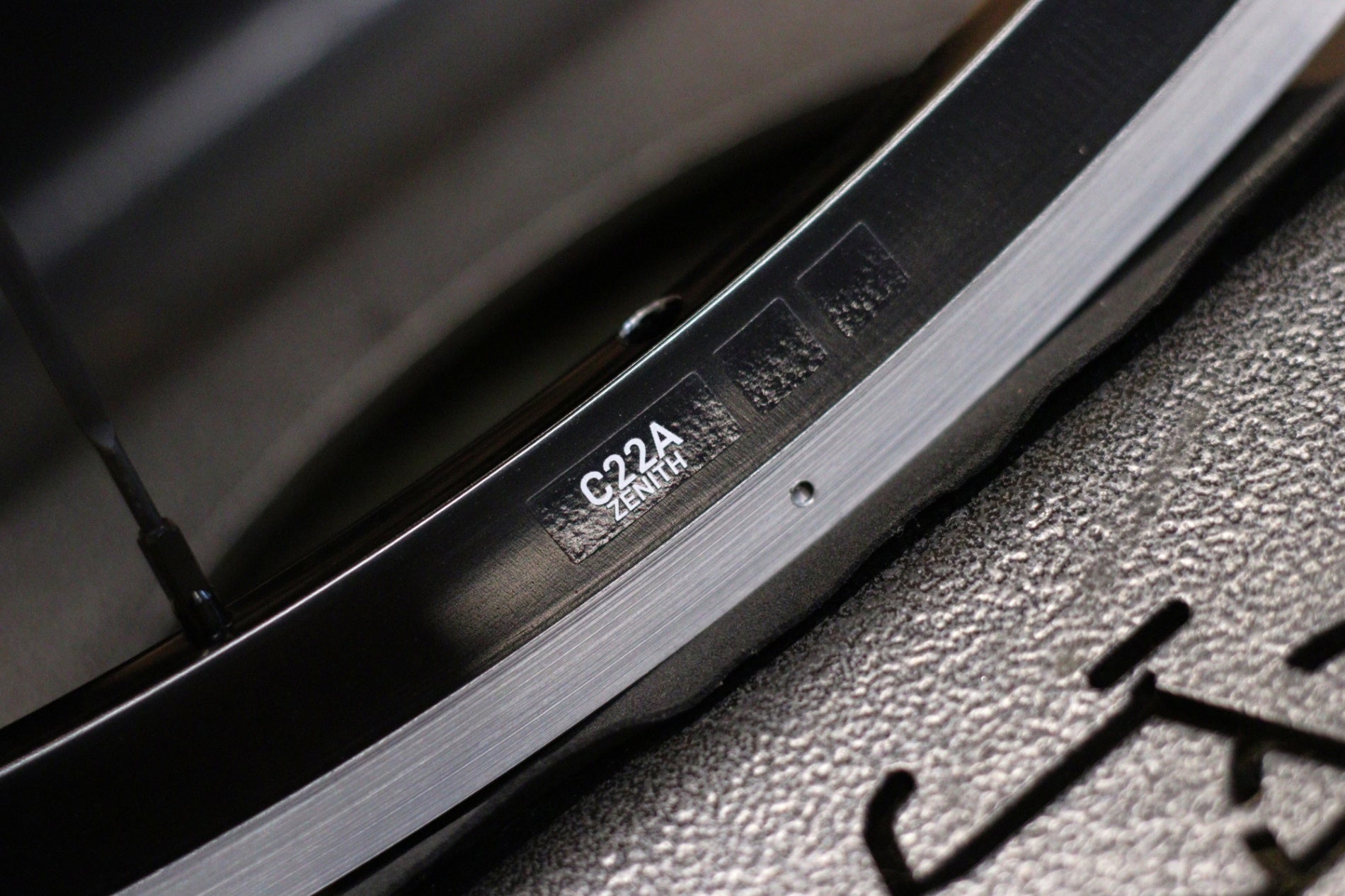 トーケン TOKEN C22A ゼニス ZENITH シマノ 11S/12S アルミ