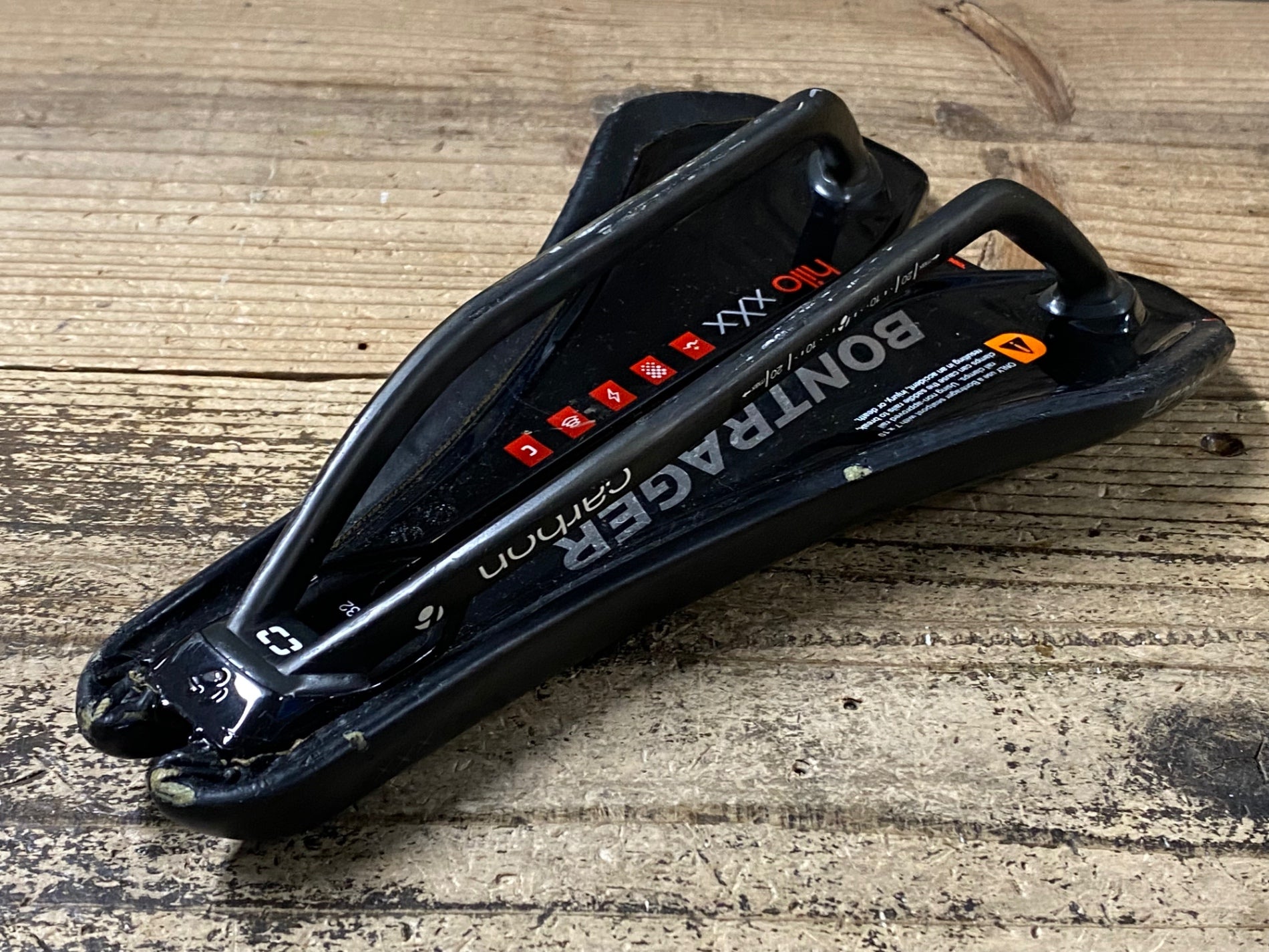JT990 ボントレガー Bontrager Hilo XXX TT サドル カーボンレール