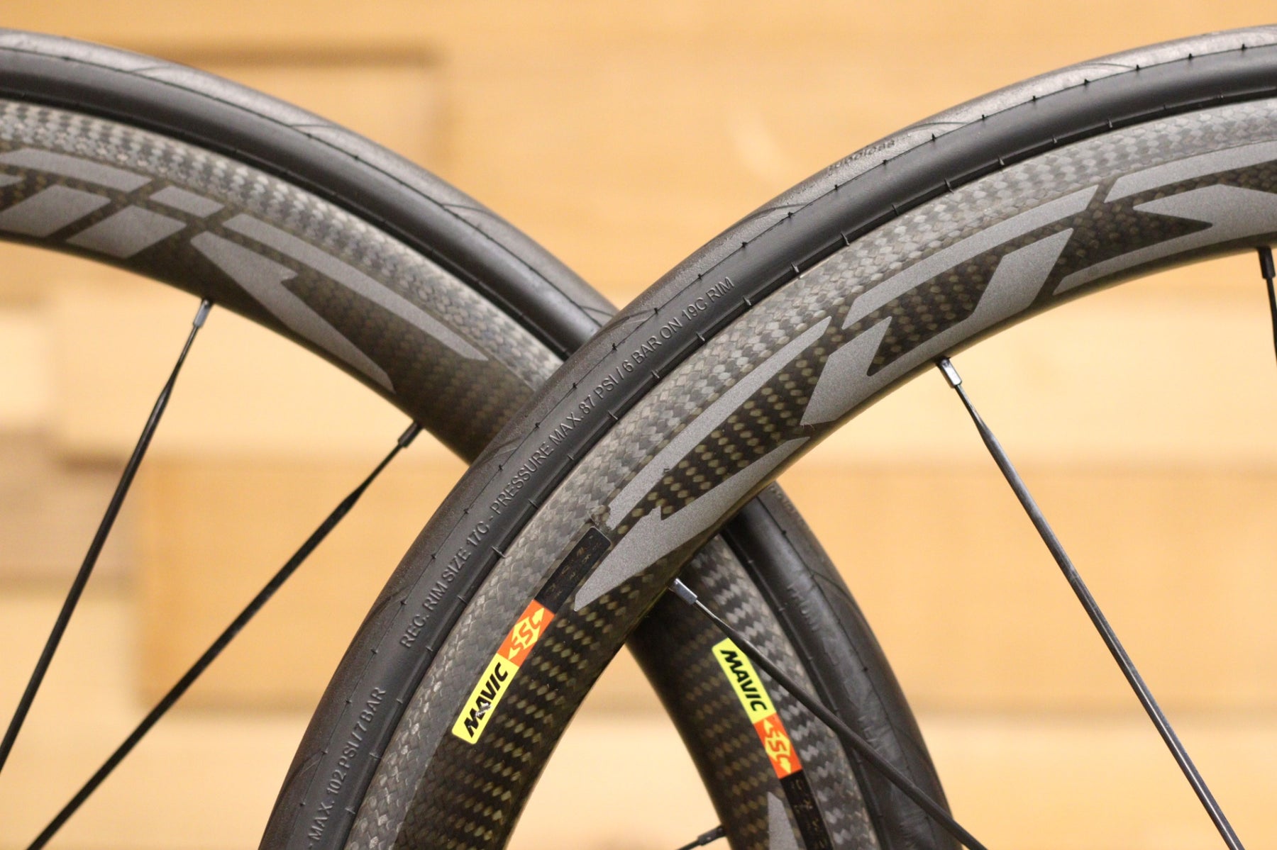 マヴィック MAVIC コスミック プロ カーボン COSMIC PRO CARBON SL UST