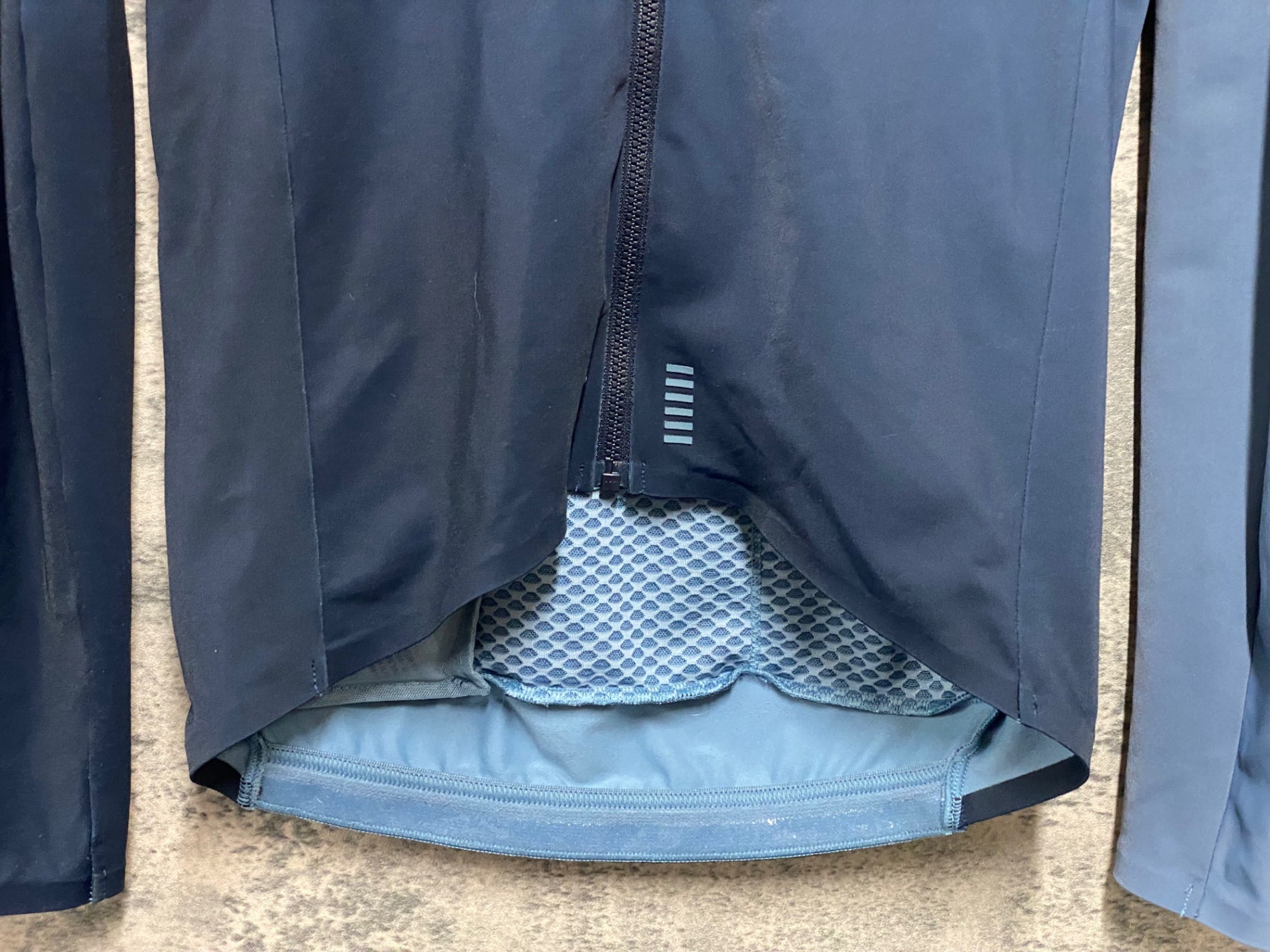 JG332 ラファ Rapha PRO TEAM LONG SLEEVE COLOURBURN THERMAL