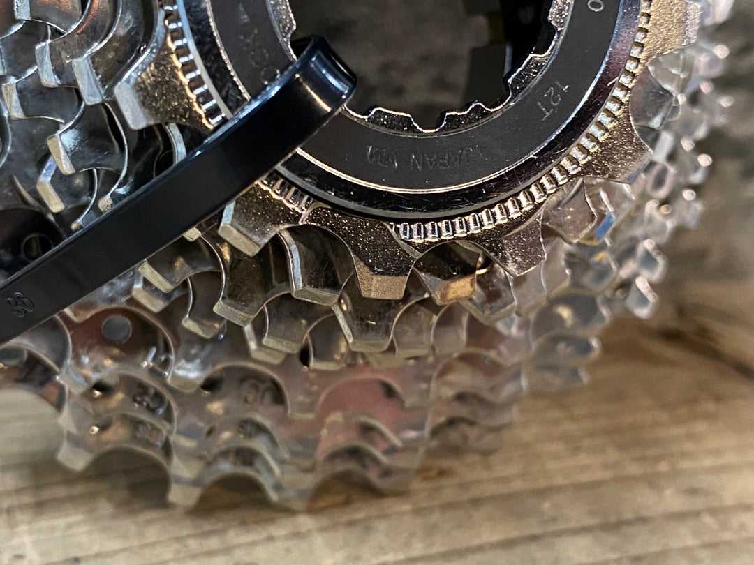 IU771 シマノ SHIMANO 105 CS-5700 スプロケット 12-25T 10s