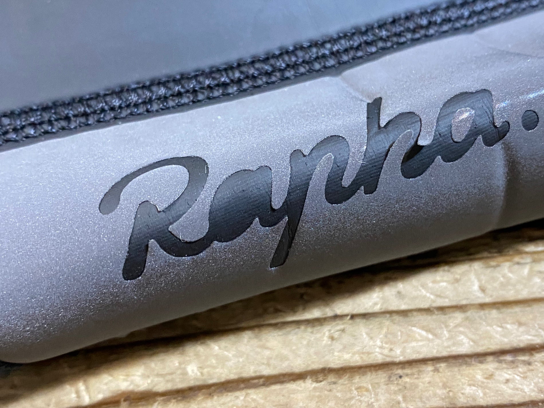 KG509 ラファ Rapha DEEP WINTER OVERSHOES シューズカバー 黒 グレー