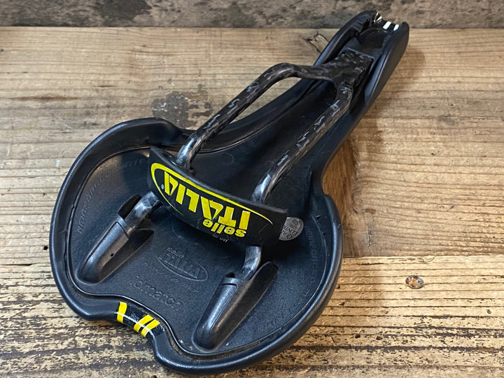 JP072 セライタリア selle italia flite TEAM EDITION サドル 黄 カーボンレール
