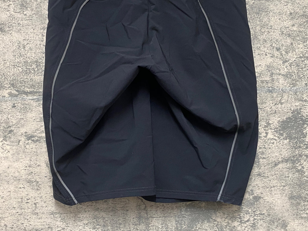 KG045 アソス assos TRAIL CARGO SHORTS T3 ハーフパンツ 黒 M