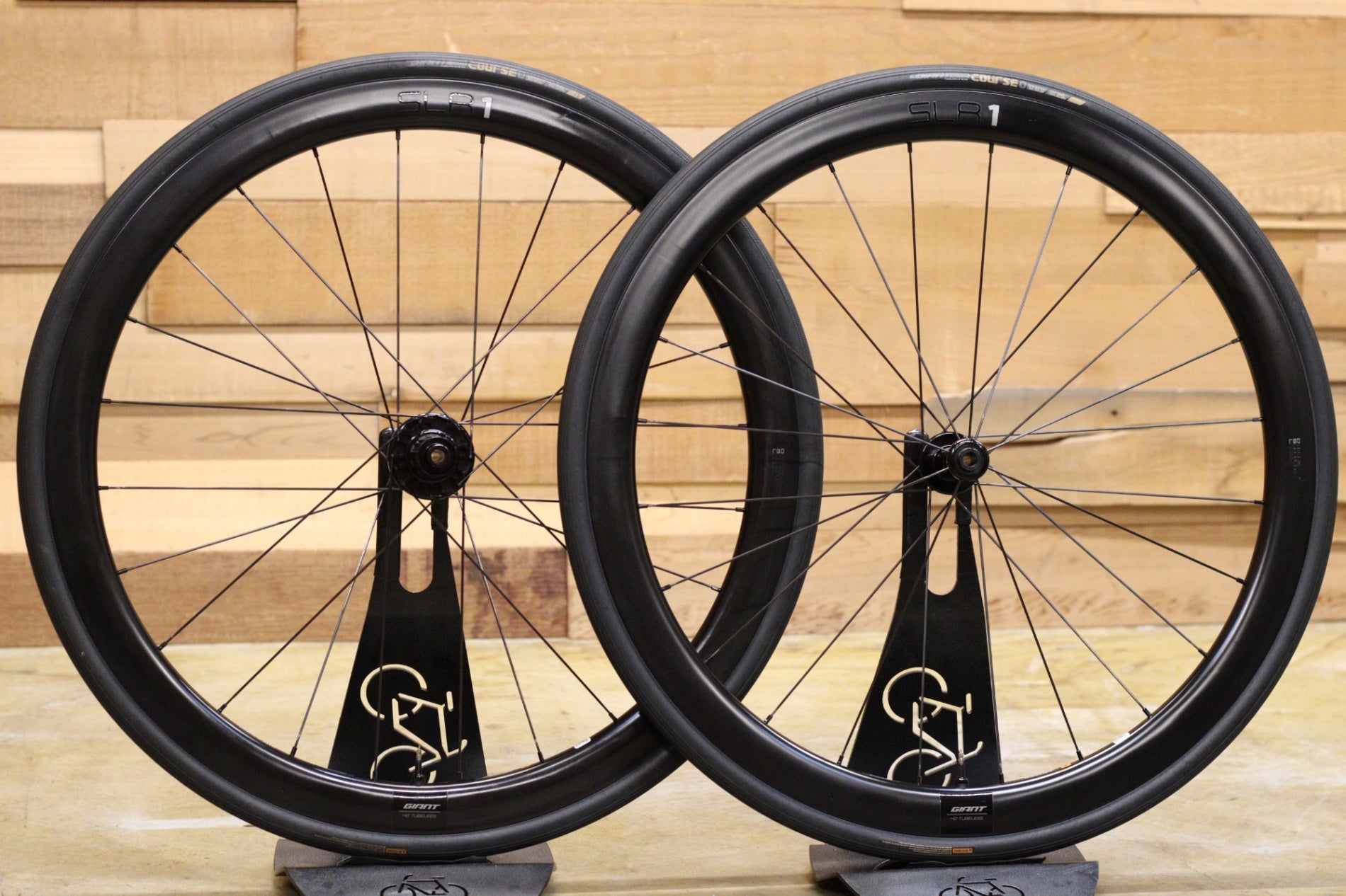 ジャイアント GIANT SLR1 42 DISC カーボン チューブレスレディ