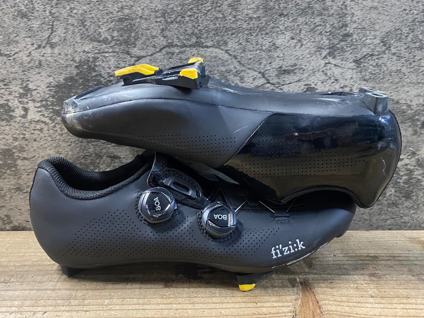 KB920 フィジーク fizik ARIA R3 ビンディングシューズ 黒 EU42 – BICI