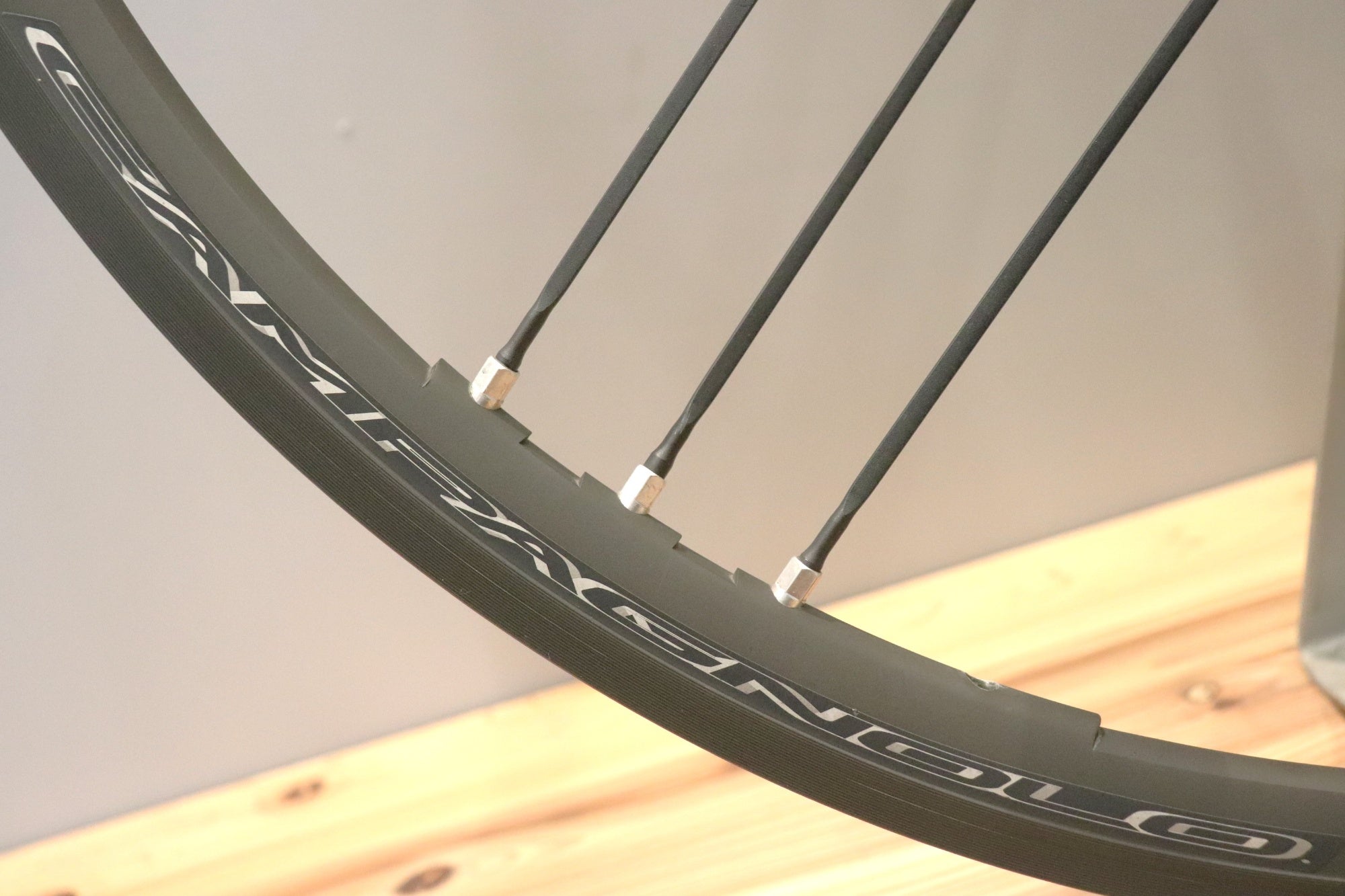 カンパニョーロ CAMPAGNOLO シャマルミレ SHAMAL MILLE アルミ