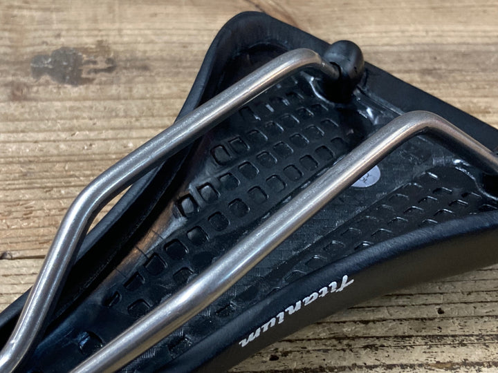 JU892 セライタリア selle italia フライト Flite titanium L1 サドル 黒 145mm チタンレール