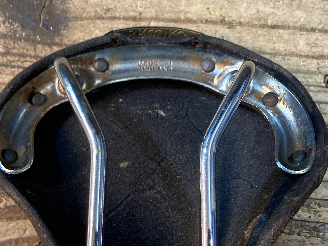 JX190 ブルックス BROOKS サドル ※錆、劣化の為ジャンク