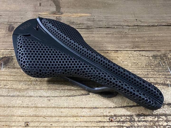 KO853 フィジーク fizik ANTARES VERSUS EVO R1 ADAPTIVE サドル カーボンレール 139mm