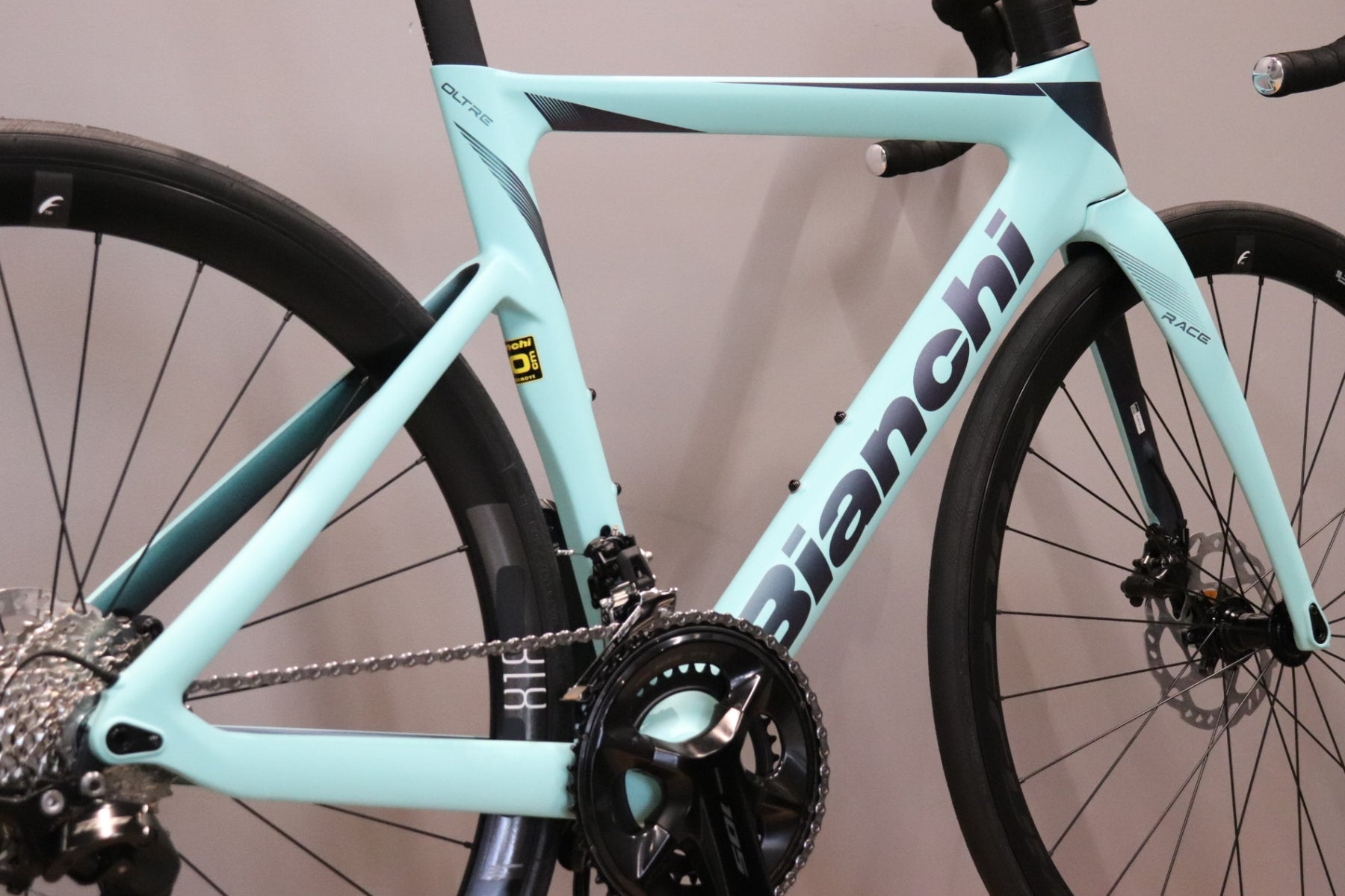 未使用 ビアンキ BIANCHI オルトレ レース OLTRE RACE 2025 50サイズ